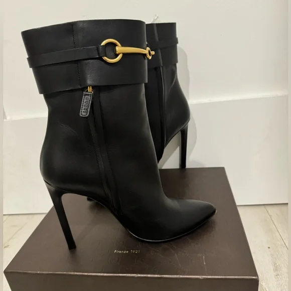 Gucci Ankle Boots Black Leather Horsebit Size 37 - Picture 3 of 5